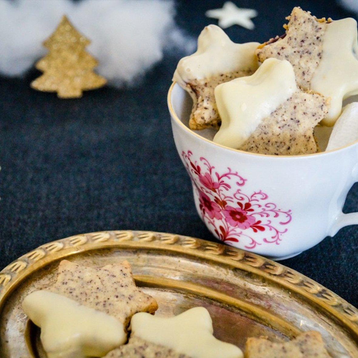 Mohnsterne mit Kokosflocken und Zwetschge Glühwein Zimt Füllung - Marmeladenherz